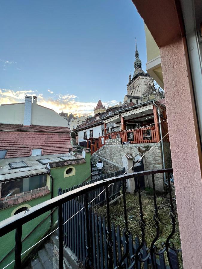 Nacada Studio By Hyco Apartment Sighisoara Bagian luar foto